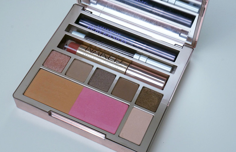Review Naked On The RUN Palette Super Vaidosa