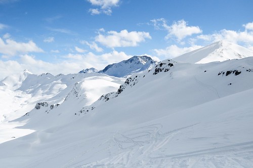 blue winter sky white snow mountains alps nature sport schweiz switzerland swiss clear peaks skitouring slopes heuberge