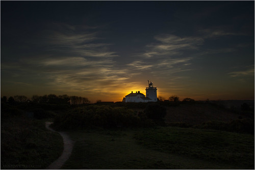 winter sunset sky lighthouse silhouette norfolk february cromer
