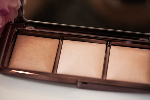 cute & little blog | hourglass cosmetics ambient lighting palette