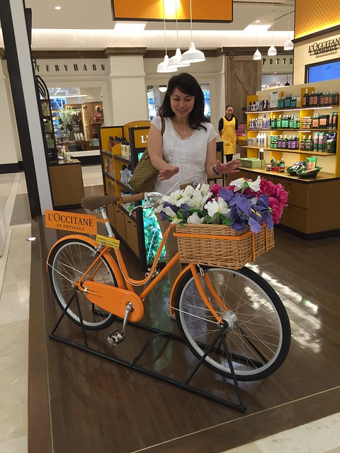 L'Occitane,  I want to have a bike like this
