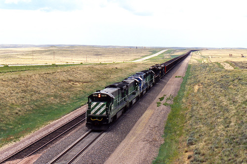 bill trains bn wyoming coal ge railroads burlingtonnorthern c307 powderriverbasin