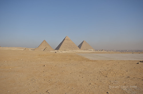 【写真】2014 世界一周 : 三大ピラミッド（遠景）/2019-11-01/PICT6998