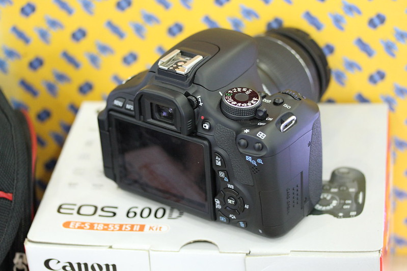 Bán Canon 600D, lens kit 18-55, và nhiều đồ linh tinh, bảo hành hãng 12 tháng - 1