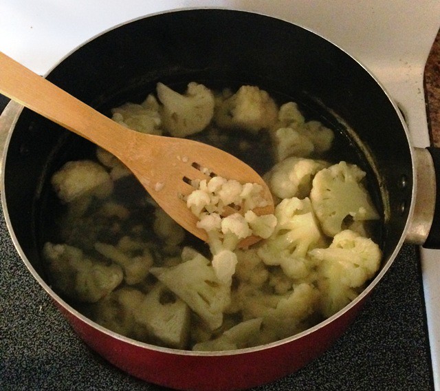 Creamy Cauliflower Sauce over Zucchini