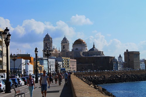 church spain europe cathedral shoreline cadiz andalusia streetview