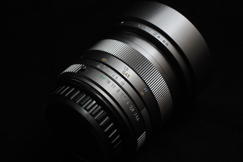Carl Zeiss Planar T* 50mm F1.4 Lens Reviews - Carl Zeiss Lenses 