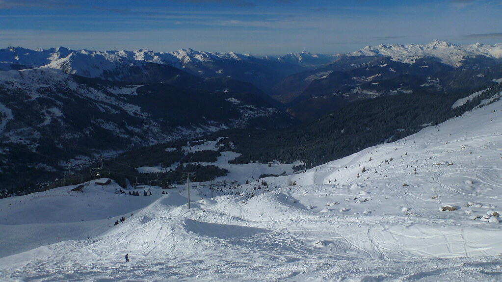 courcheval, meribel, meribel mottaret, mottaret, Three Valleys, Val Thorens, skiing, off piste, downhill