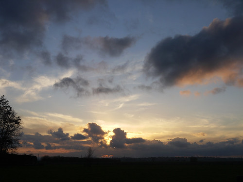 sunset sky clouds farm lodge lovely puddock fivewaterings farmfairfieldbrooklandromney marshwalland marshkentenglandenglishukbritainbritisheupine