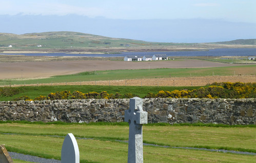 sea cemetery graveyard coast scotland islay fields isleofislay argyllandbute kilchoman worldtrekker