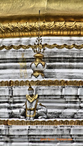 thailand temple chedi 2014 khunyuam jungwatmaehongson