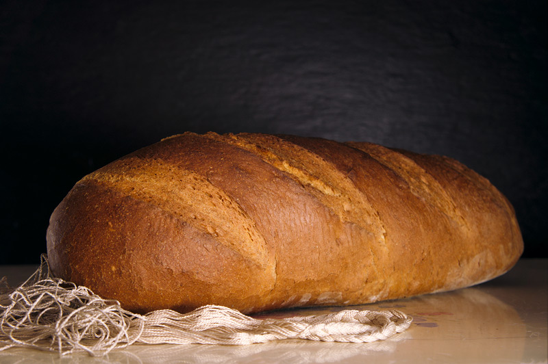 Подовый хлеб это какой. Хлеб белый пшеничный подовый. Хлеб подовый батон. Хлеб пшеничный деревенский подовый. Пшеничной муки хлеб подовый.