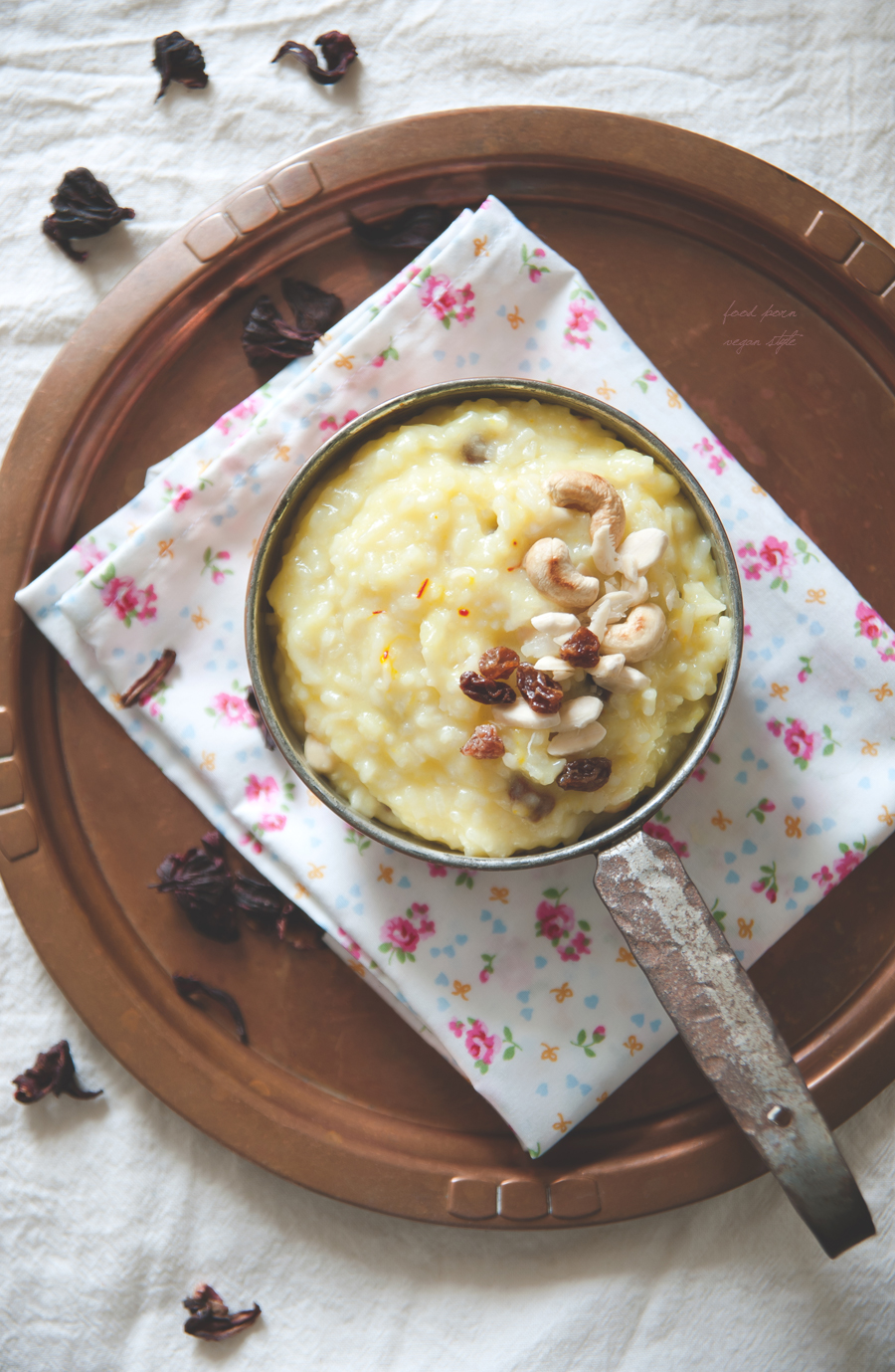Vegan rice pudding with almonds and saffron