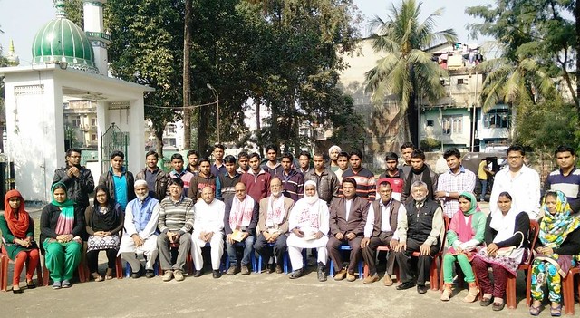 Participants at the Educational Development Seminar for IDB scholars organised by Muslim Education Trust, New Delhi are seen with organisers and guests at Haji Musafirkhana Complex in Guwahati on Sunday.