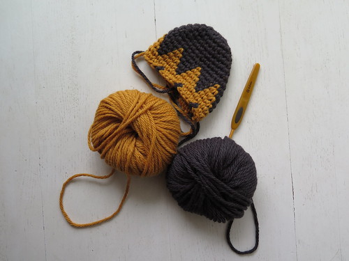 Unfinished knitting projects