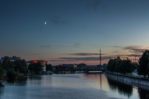 liepaja latvia nikon d3200 channel water blue evening dusk moon landscape cityscape great amber fontaine palace royal bridge night afsdxnikkor35mmf18g nikkor 35mm f18g sky outdoor lettonie lettland латвия