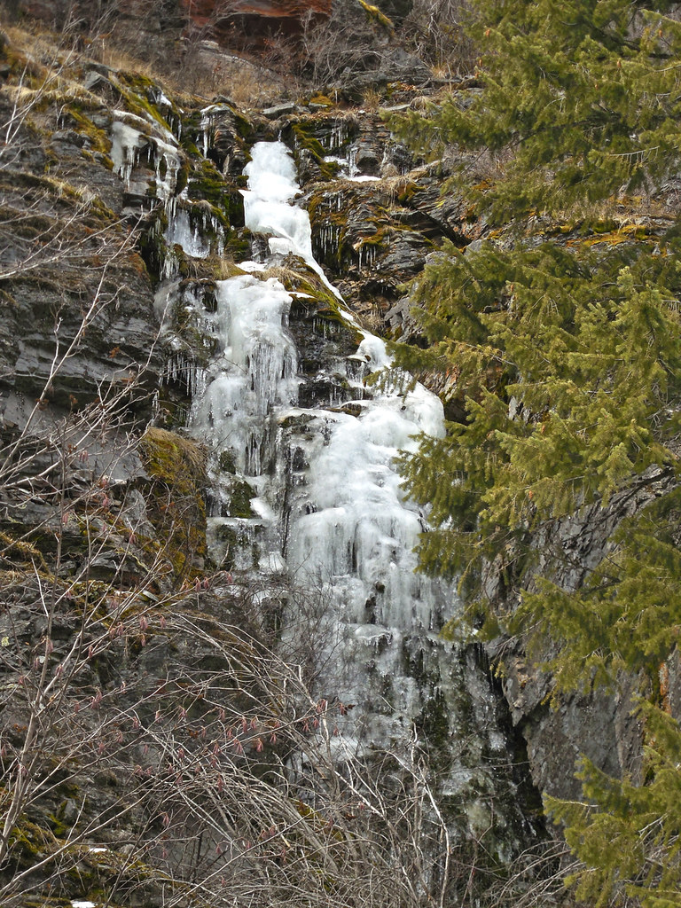 Buffalo Bill Creek ice