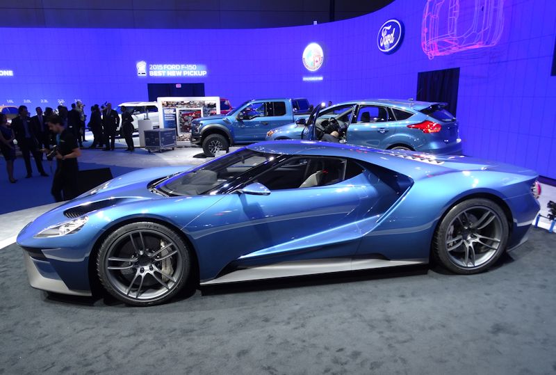 Ford GT at 2015 CIAS
