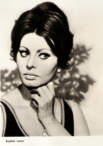 European Film Star Postcards: Sophia Loren