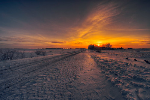 road morning winter snow canada rural sunrise photography dawn nikon country canadian prairie saskatchewan d800 yorkton rokeby ianmcgregor ianmcgregorphotographycom