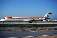 Iberia MD-88 EC-FLK BCN 22/01/2000