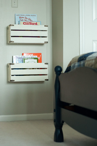 Create Book Storage with Floating Wall Crates