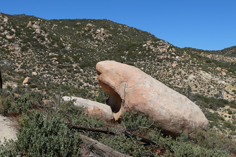 This big gaping granite boulder deserves a name...