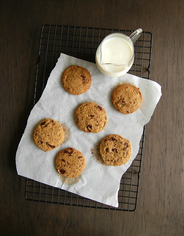 Slice and bake choc chip cookies / Cookies com gotas de chocolate do tipo slice and bake