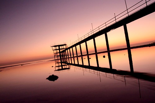solitude glory alone sunrise dark kuwait nikon d7100 faisy5c bridge totalphoto 5ccha