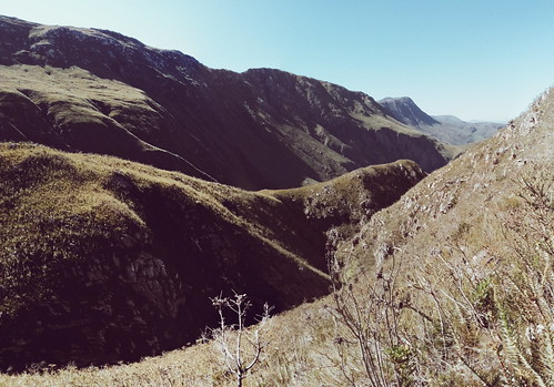 africa mountains nature southafrica outdoors natural hiking path african deep peak hike trail valley serene untouched fynbos countrylife hikingtrail swellendam overberg mountainrange countryliving langeberg marloth marlothnaturereserve boskloof