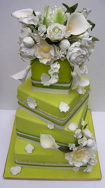 Unique Wedding Cake by Marrisa Phillips