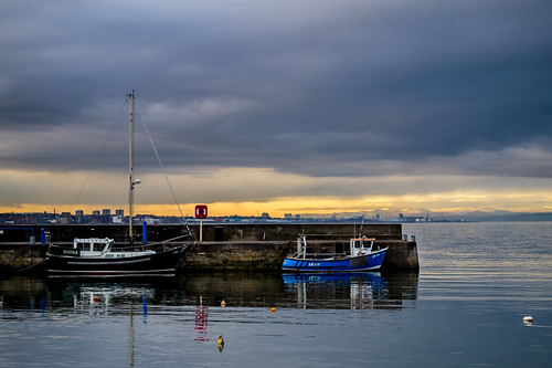 seascape water clouds landscape boats scotland harbour musselburgh fisherrow