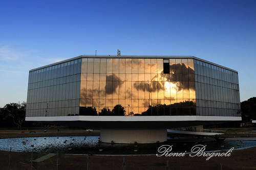 sunset arquitetura brasil architecture reflections golden joãopessoa pôrdosol reflexos paraiba nordeste paraíba oscarniemayer estaçãocabobranco roneibrognoli