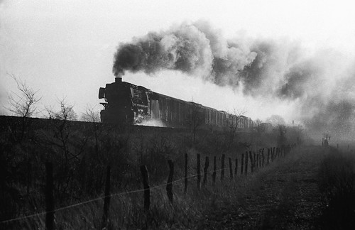 germany db steam deutschebahn steamengine dampflok kluse deutschebundesbahn jan1975 germanrailways germanfederalrailways br43 rheineemden emdenrheine germansteamengines