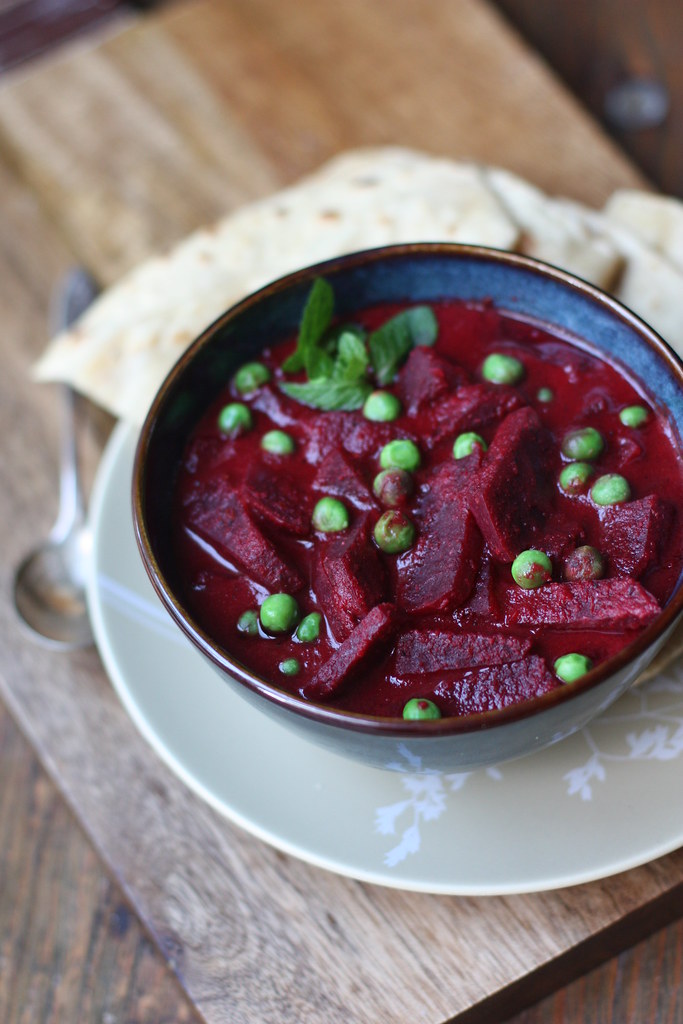 Beet-Peas Spicy Curry