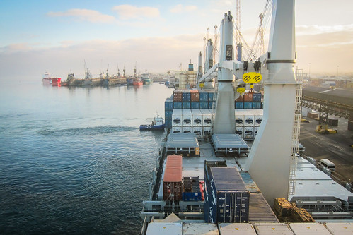 africa port ship vessel cargo cranes maritime namibia walvisbay portofwalvisbay macsday04