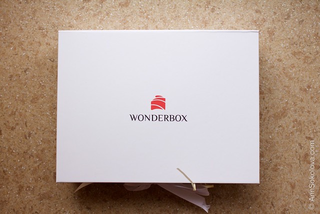 01 Wonderbox April 2015