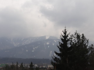 Kein Stern, wolkigtrbe Luft, Ferne stirbt ber den Alpen in Dmmerung 0010_1
