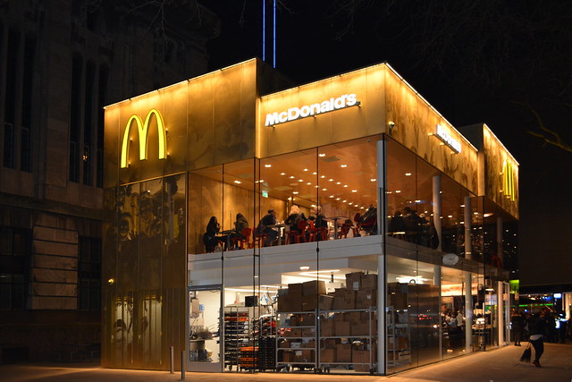 McDonalds Coosingel opening