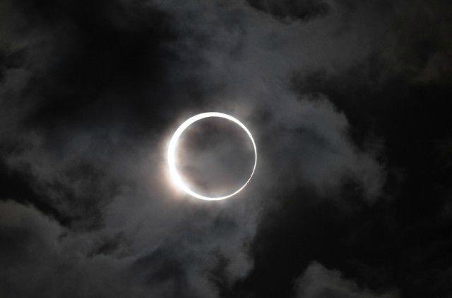 1_eclipse1.jpg