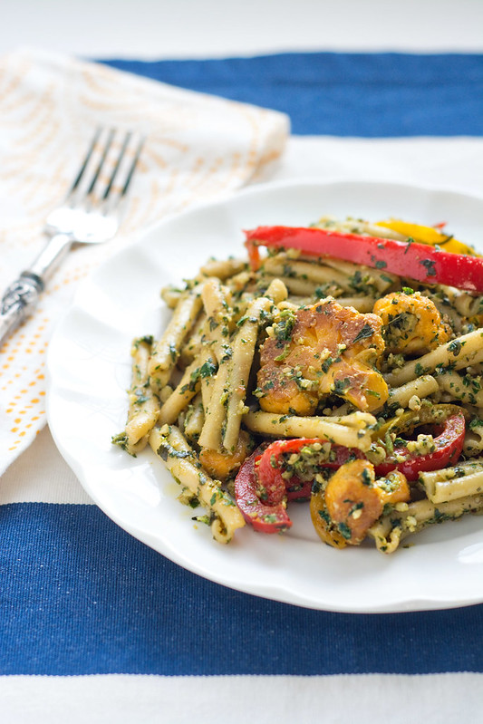 Pasta with Cauliflower, Peppers and Walnut Pesto