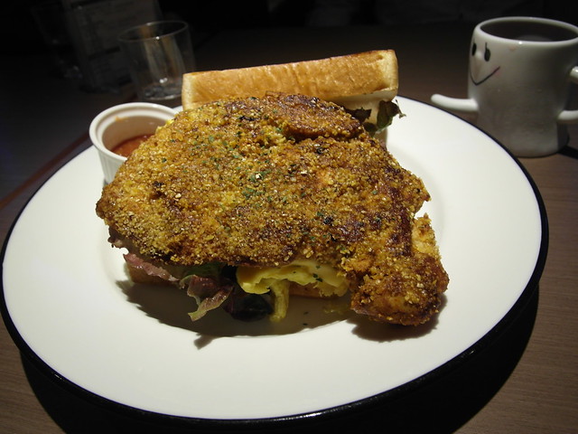 卡疆嫩煎雞胸歐姆蛋三明治 $180@樂樂小時光有機食材餐廳（附有親子遊戲區）