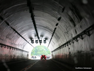 kaybiang-tunnel.jpg