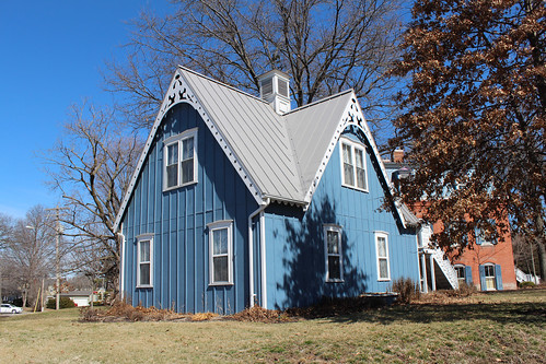 blue house illinois okawville