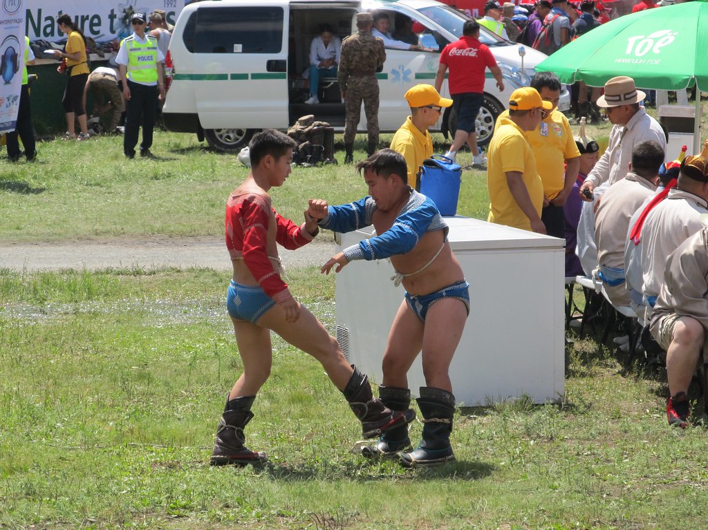 Mongolia's three manly sports - Alvinology