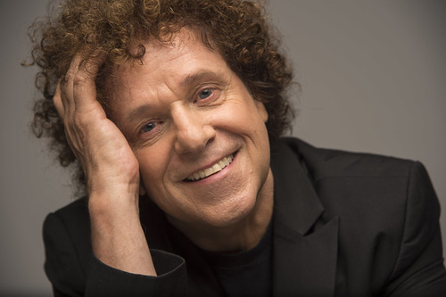 Chatting with Leo Sayer l