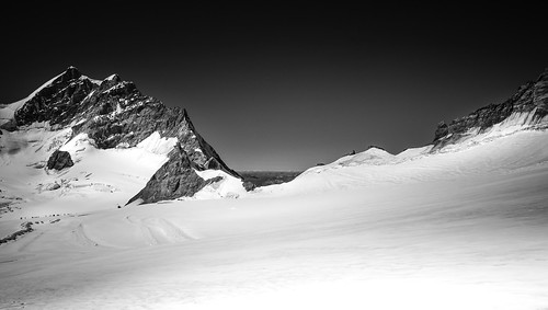 blackandwhite snow mountains ice landscape mono switzerland nikon rocks jagged peaks bernese jungfrau oberland d5000