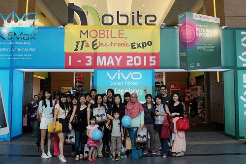 Bloggers at MOBITE