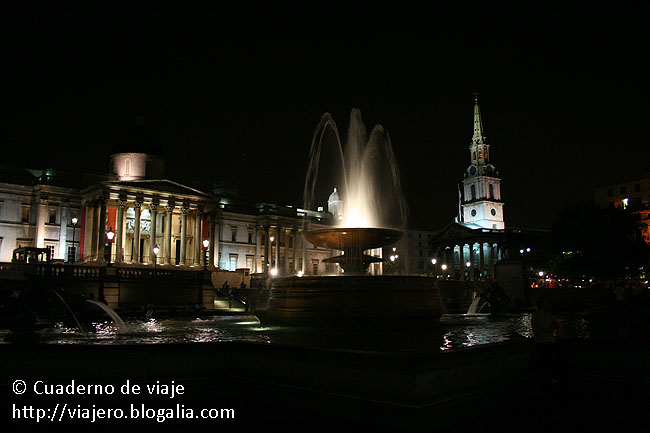 La plaza de noche © Paco Bellido, 2006