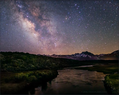 california night creek river stars landscape hotsprings milkyway easternsierras hotcreek
